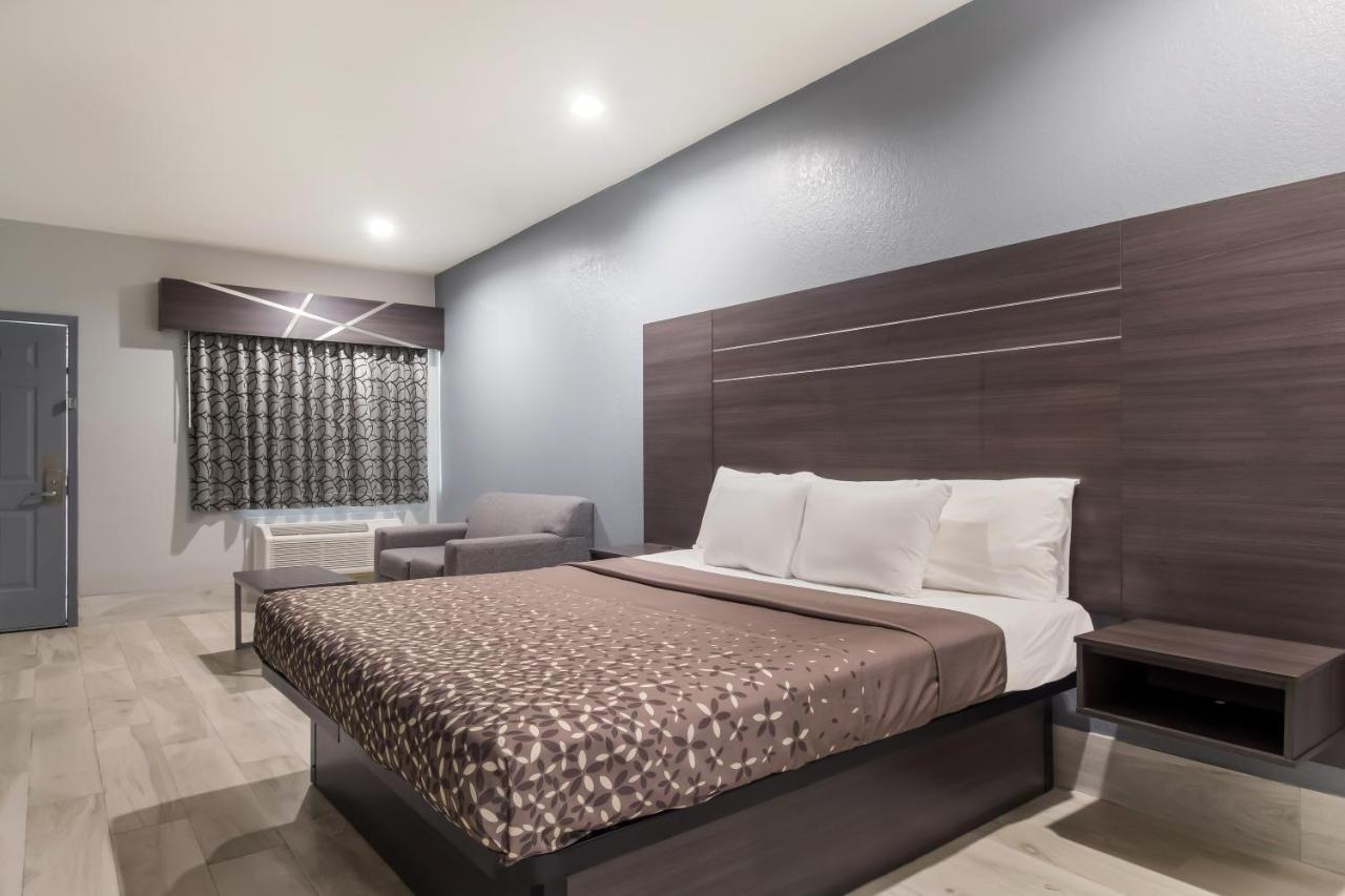 Americas Best Value Platinum Inn & Suites Хьюстон Экстерьер фото