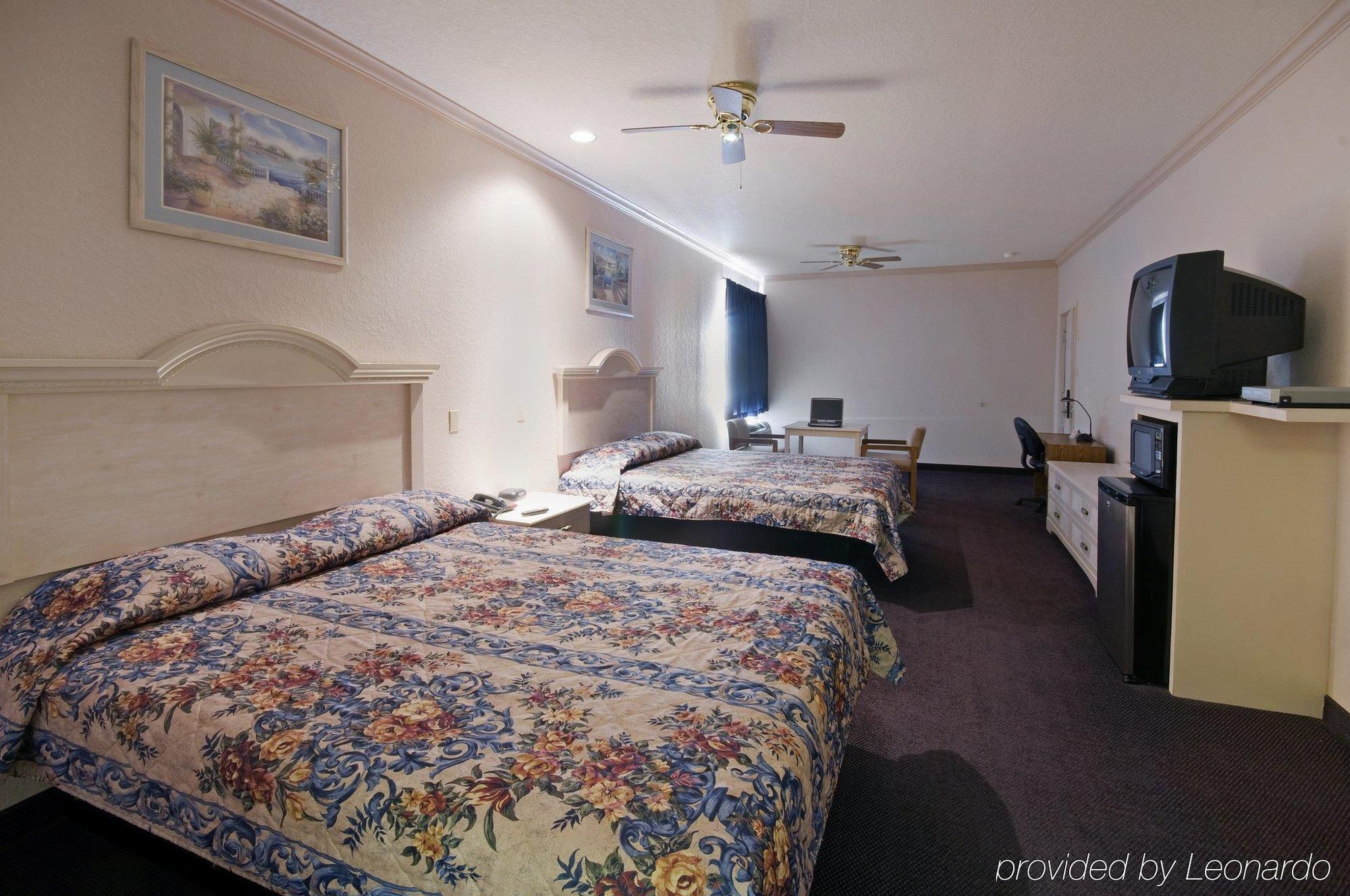 Americas Best Value Platinum Inn & Suites Хьюстон Номер фото