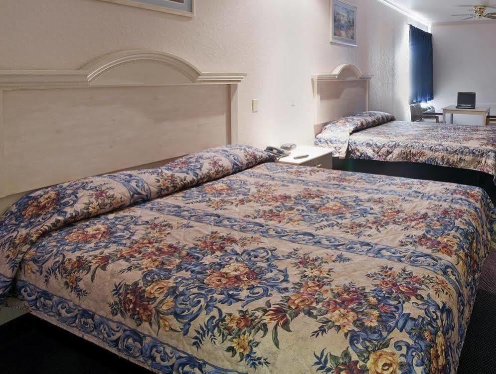 Americas Best Value Platinum Inn & Suites Хьюстон Экстерьер фото